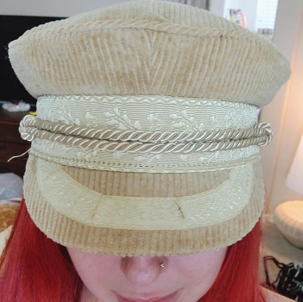 Gold Brixton CABBIE hat - Picture 2 of 8